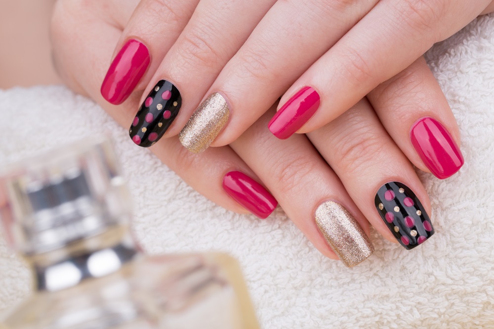 10 Habits of Women With Pretty and Strong Nails