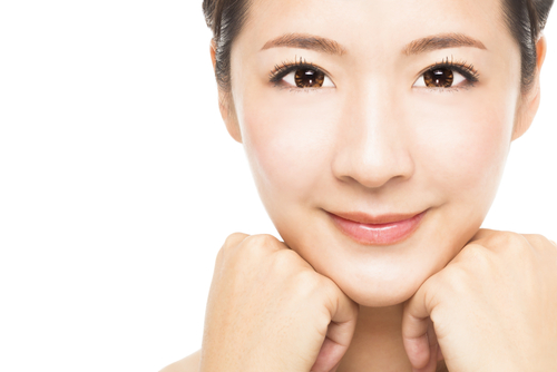 A FIRMER FACE WITH KOREA’S FAVOURITE ANTI-AGING TREATMENT