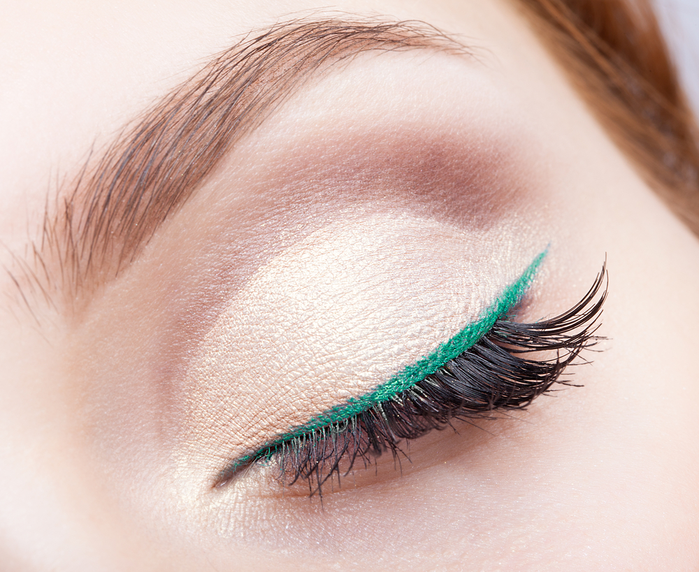 10 Coloured Eyeliners That Stay Bright And Stay Put The Whole Day 