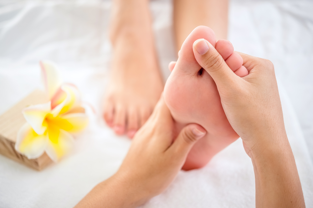 Surprising Health Benefits of a Foot Massage -- Proved by Science!