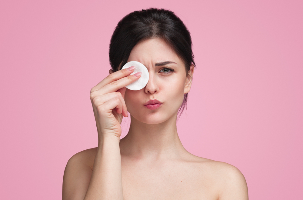 5 Make When Eye Makeup That Causes Wrinkles