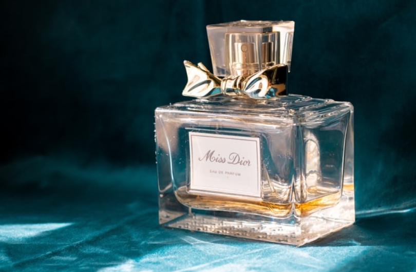 Does Perfume Expire? 5 Signs to Look Out for